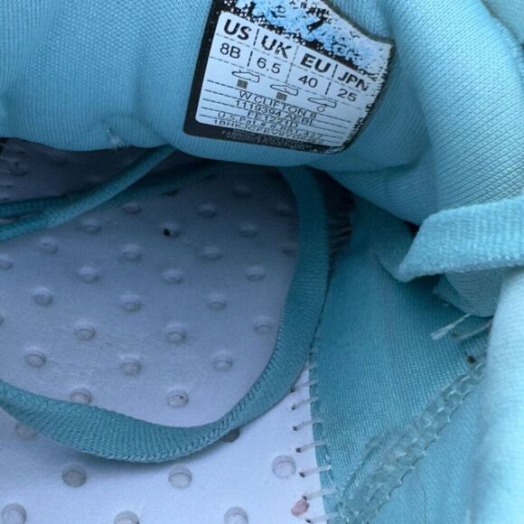 HOKA ONE ONE CLIFTON 8 - Women’s Running Shoes - SIZE 8B - Picture 9 of 9